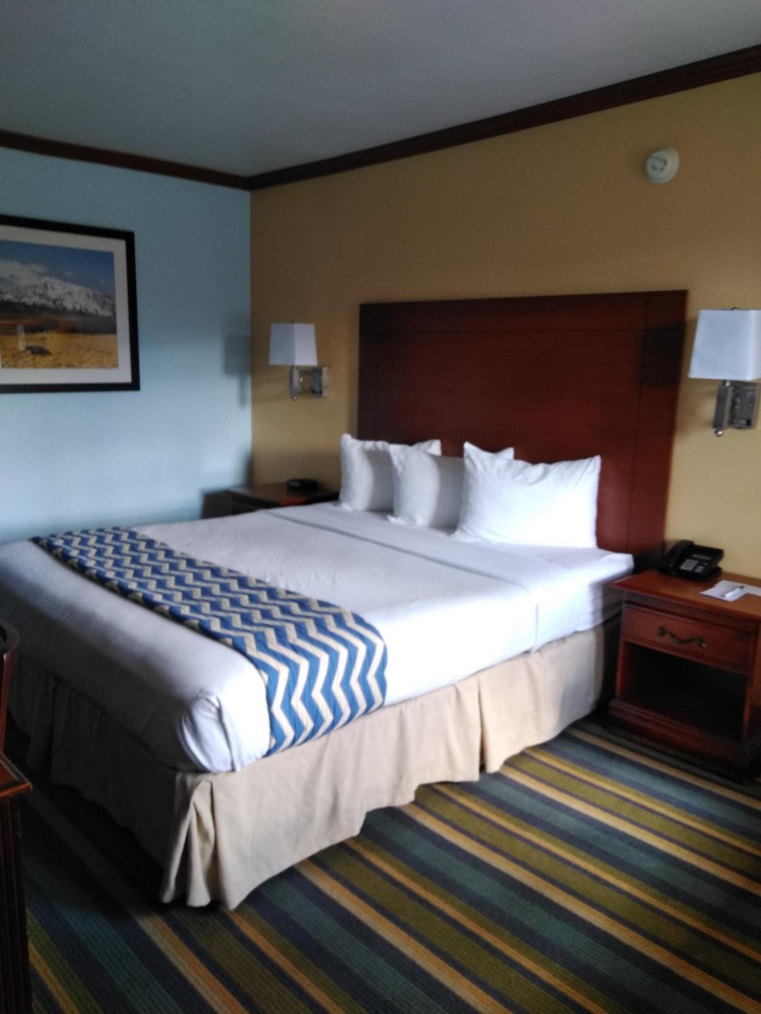 ทราเวลลอดจ์ บาย วินด์แฮม บิชอป Hotel ภายนอก รูปภาพ